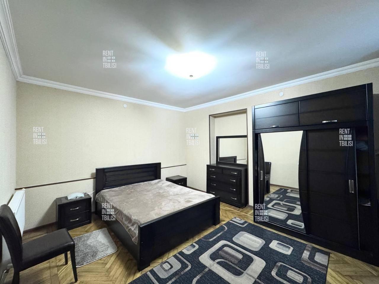 Apartment Down Town Group Tbilisi Bagian luar foto