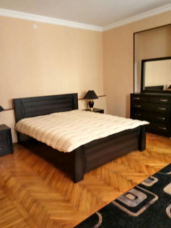 Apartment Down Town Group Tbilisi Bagian luar foto